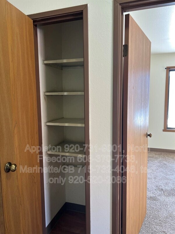 Building Photo - 129 E Mitchell Ave