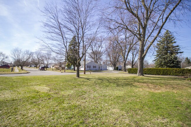 Foto del edificio - 5262 Spicer Rd