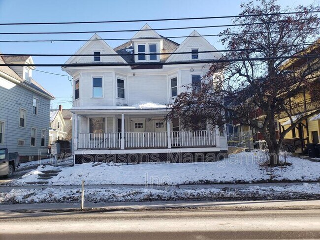 Photo - 96 S Union St Apartment