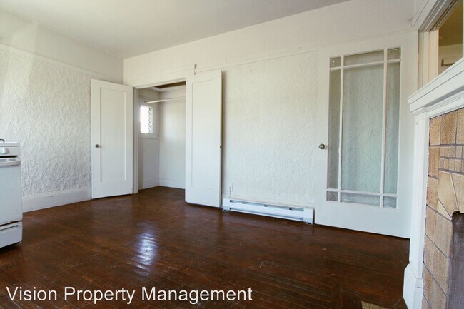 Building Photo - 5730 Adeline St