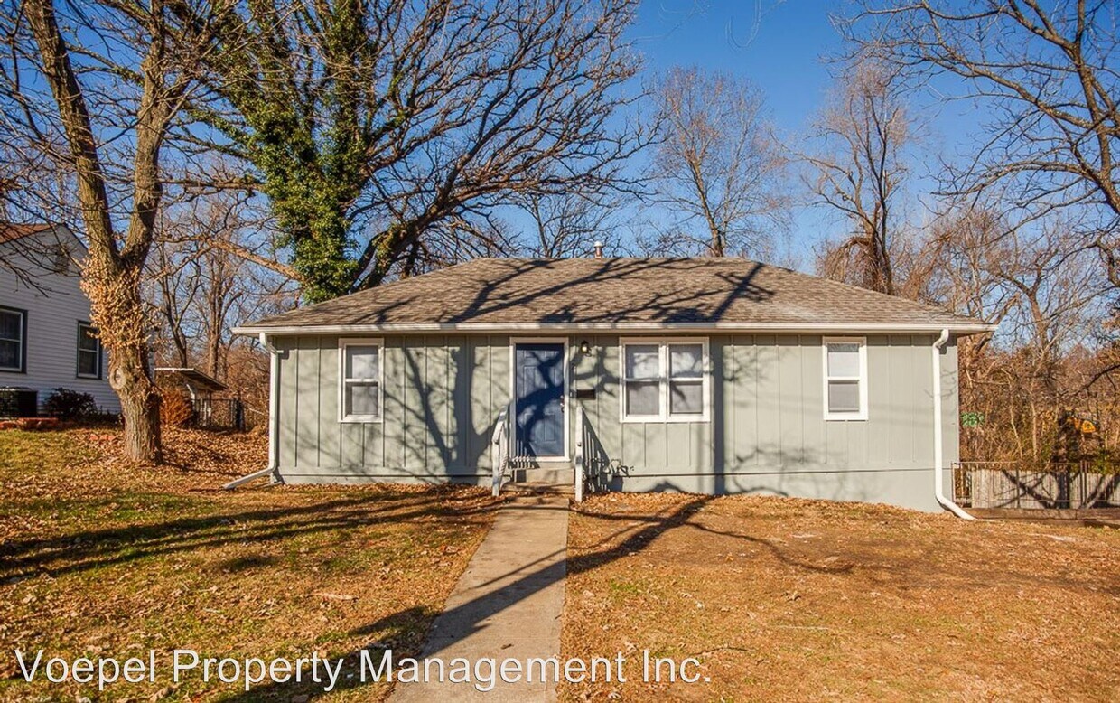 Primary Photo - 3 br, 1.5 bath House - 42 E. 85th St.