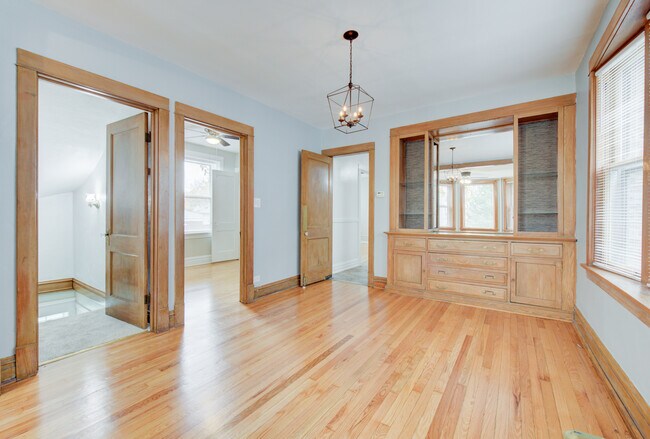 Círculo Summit Ridge-3 - 532 Thomas Ave