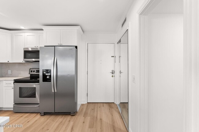 Foto del edificio - 4726 Bay Point Rd