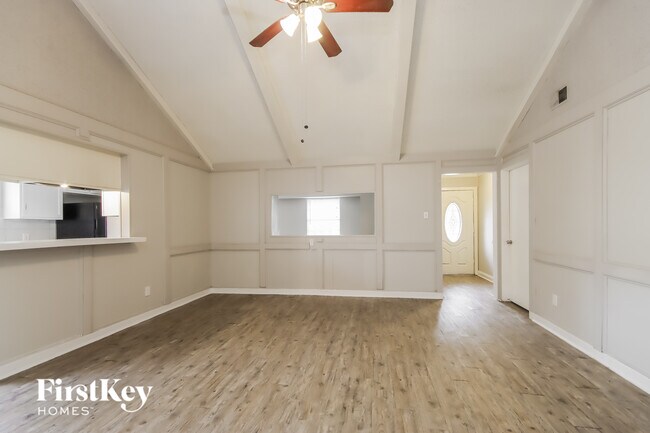Foto del edificio - 23202 Whispering Willow Dr