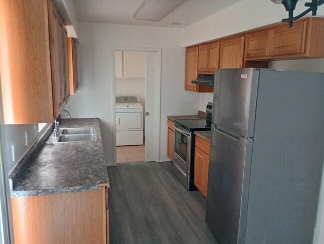 Foto del edificio - 3 bedroom in Arizona City AZ 85123