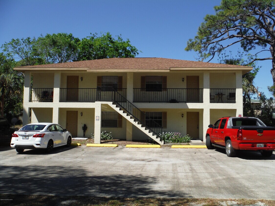 221 Knox McRae Dr, Titusville, FL 32780 Townhome Rentals in