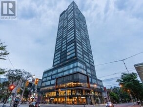 Building Photo - 203 College St