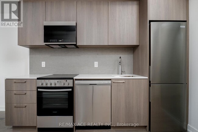 Building Photo - 7439 Kingston Rd