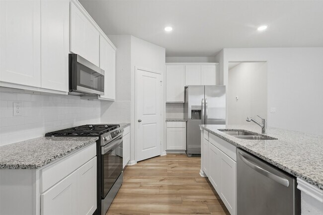 Foto del edificio - 8426 Sweet Cherry Ln