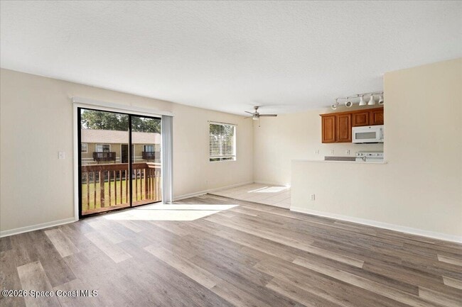 Building Photo - 1870 Agora Cir SE