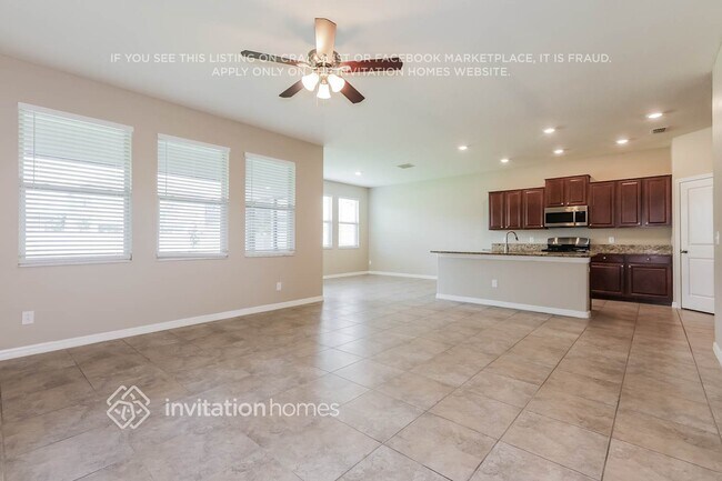 Foto del edificio - 8939 Shadyside Ln