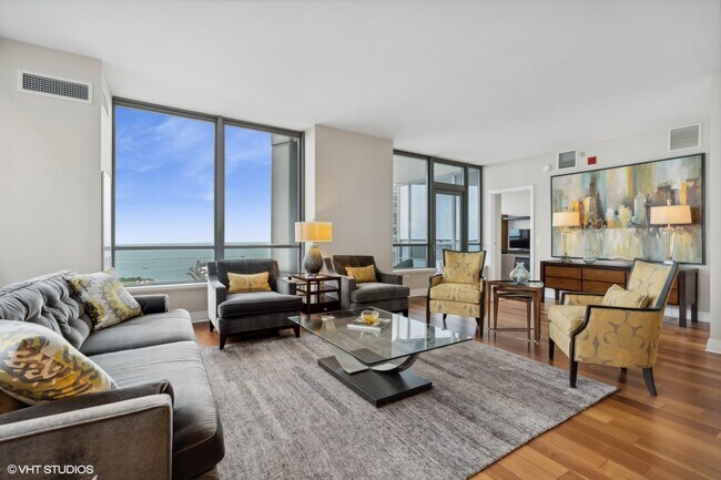 Foto del edificio - 600 N Lake Shore Dr