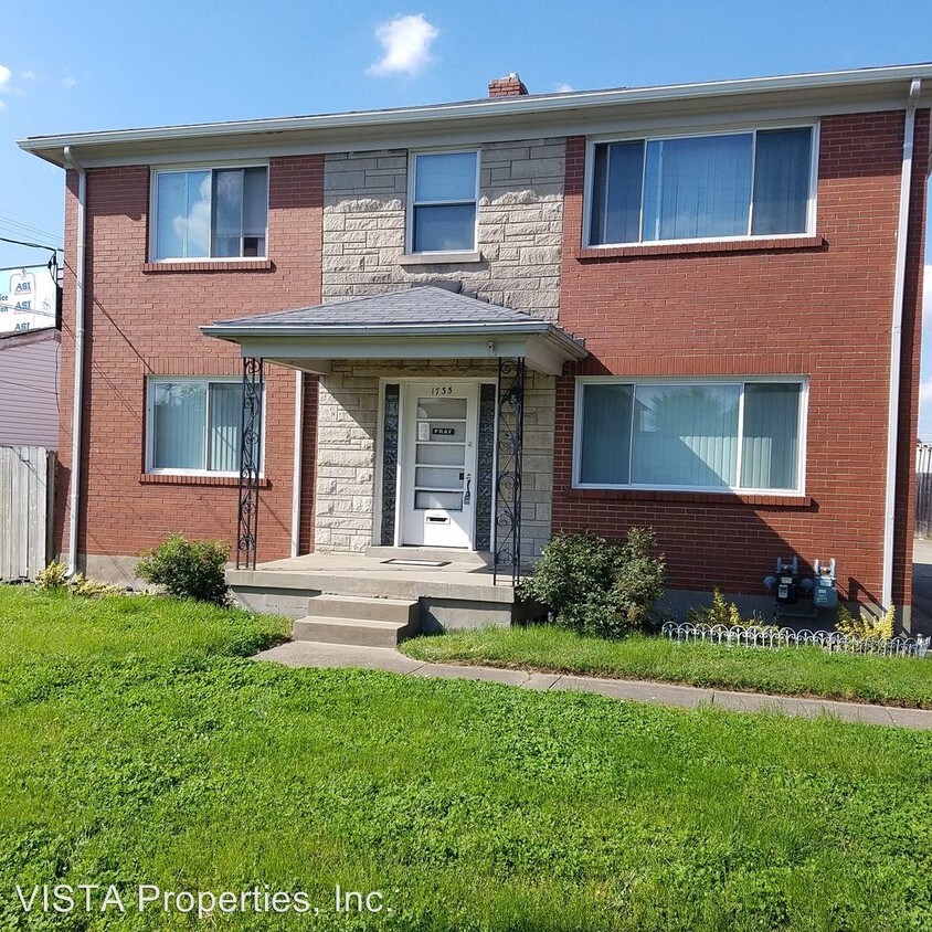 Primary Photo - 1733 Bachmann Dr