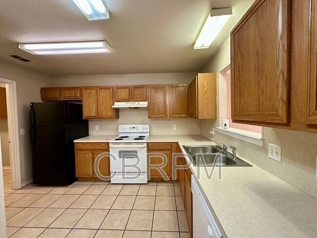 Foto del edificio - 602 N Bangor Ave