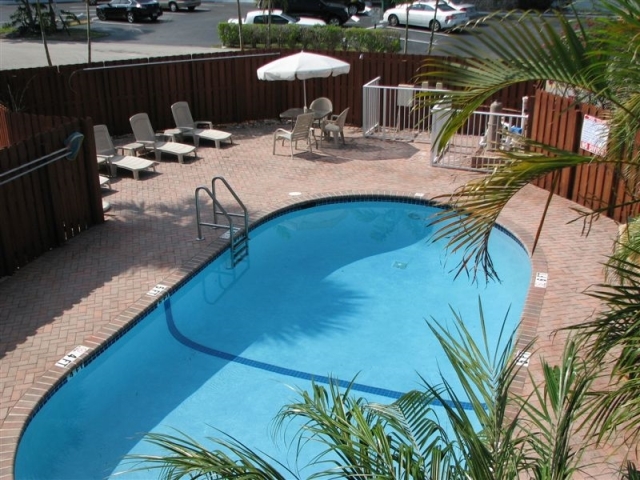 Foto del edificio - Ridge Garden Apartments