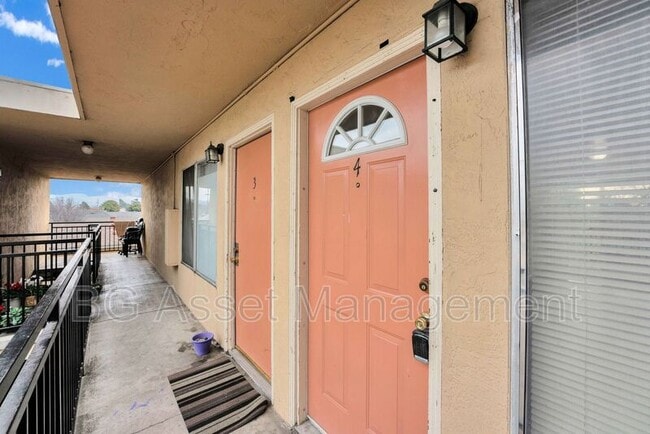 Building Photo - 1610 Sanford Ave