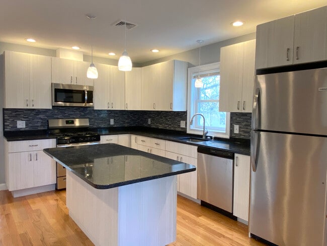 Foto del edificio - 32 Stedman St