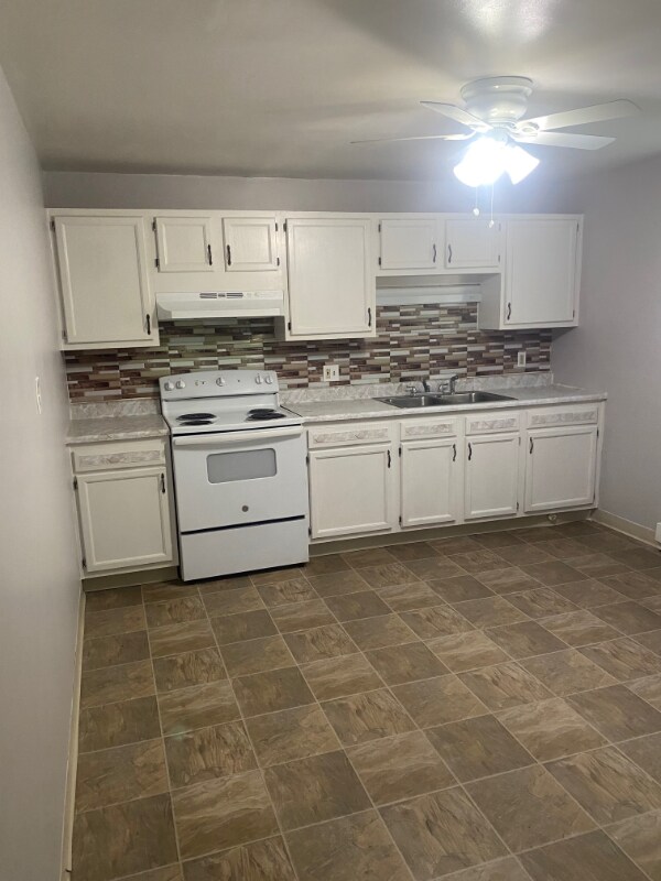 Primary Photo - 15 West St