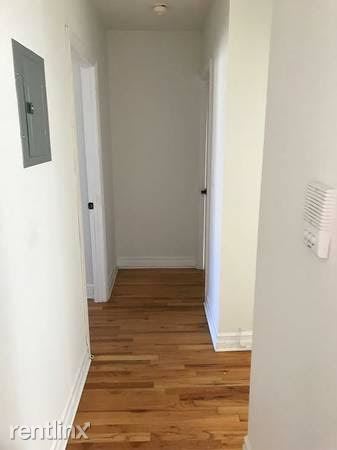 Building Photo - 6716 73rd Pl