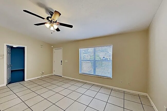 Foto del edificio - 5249 NW Gamma St
