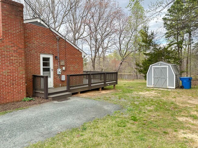 Foto del edificio - Zions Cross Roads Brick Cottage 2bedroom/1bath