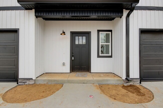 Foto del edificio - 166 Sango Dr