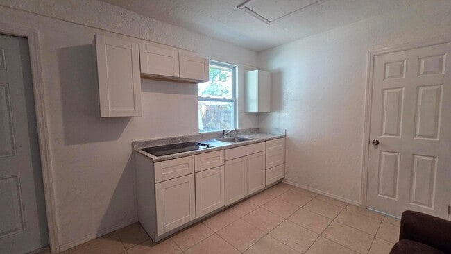 Building Photo - 2249 SE Melaleuca Blvd