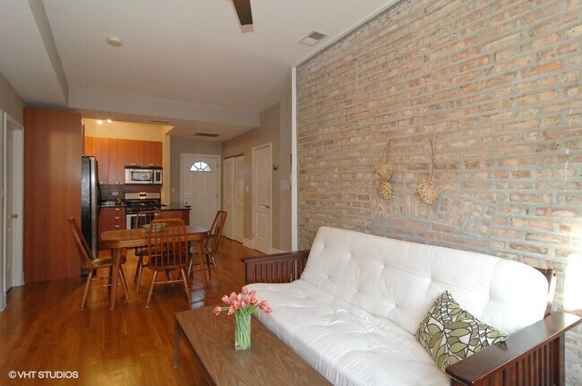 Foto del edificio - 1354 W Bryn Mawr Ave