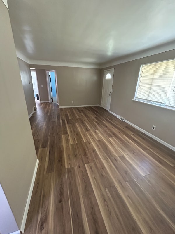Building Photo - 1313 Louis Ave