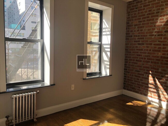 Building Photo - East 100th Street