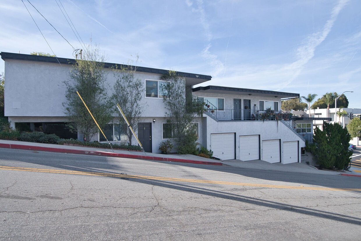 Remodeled 1 bedroom apartment with Beautiful Views of Downtown LA and Surrounding Mountains - Remodeled 1 bedroom apartment with Beautiful Views of Downtown LA and Surrounding Mountains
