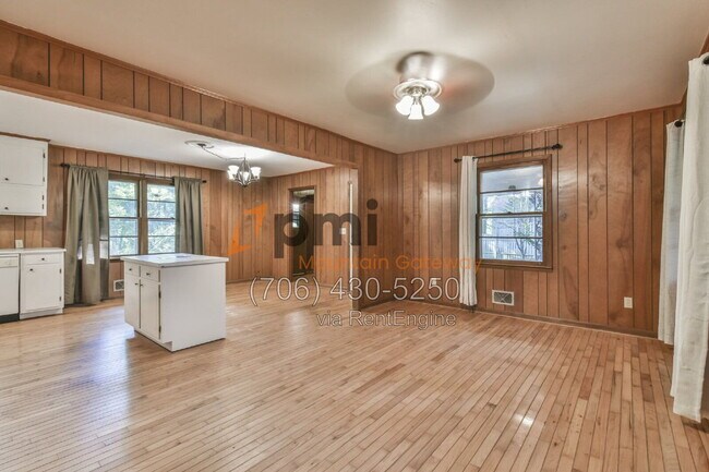 Foto del edificio - 1766 Georgia 255