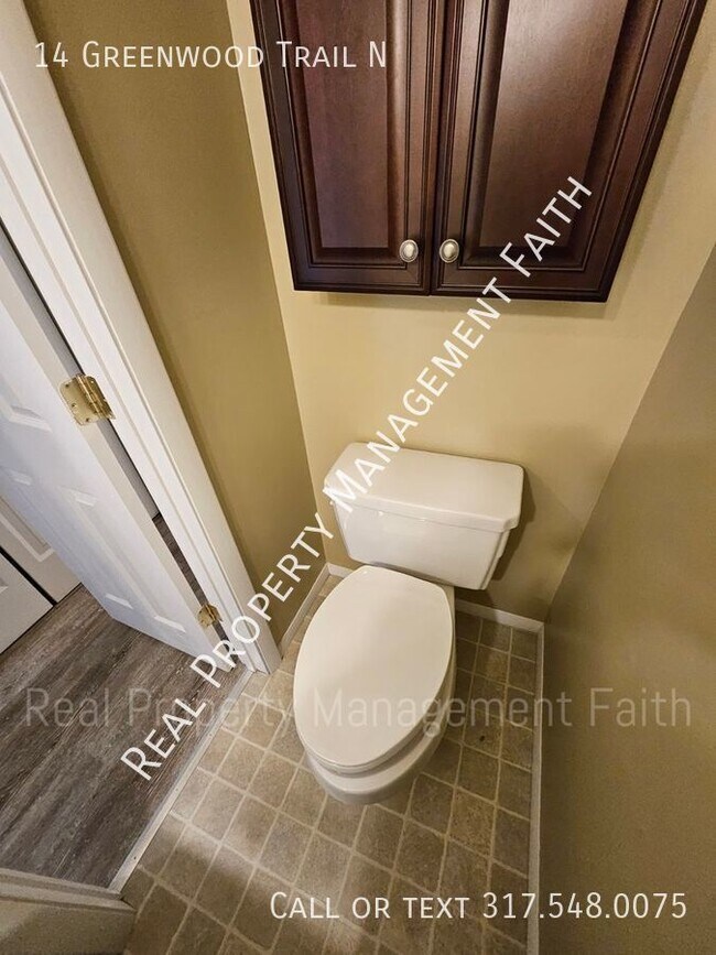 Foto del edificio - 2-bedroom Condo in Greenwood