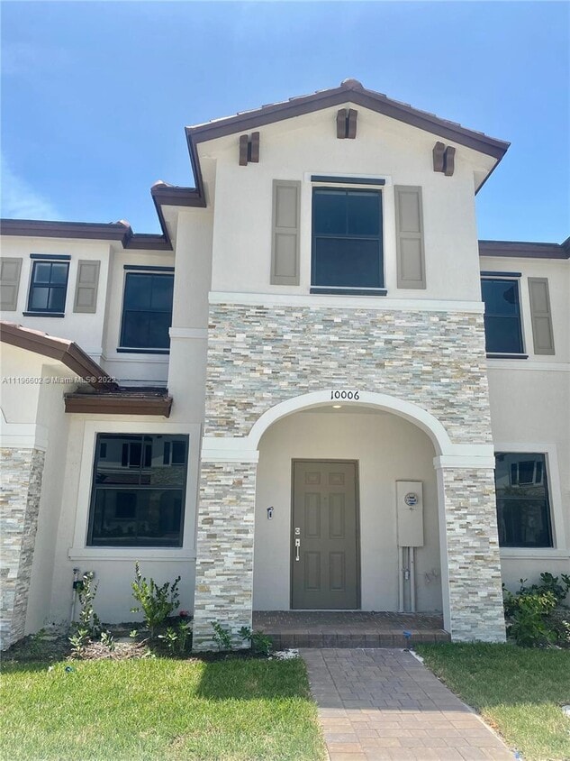 10006 SW 228th Terrace, Cutler Bay, FL 33190 Townhome Rentals in