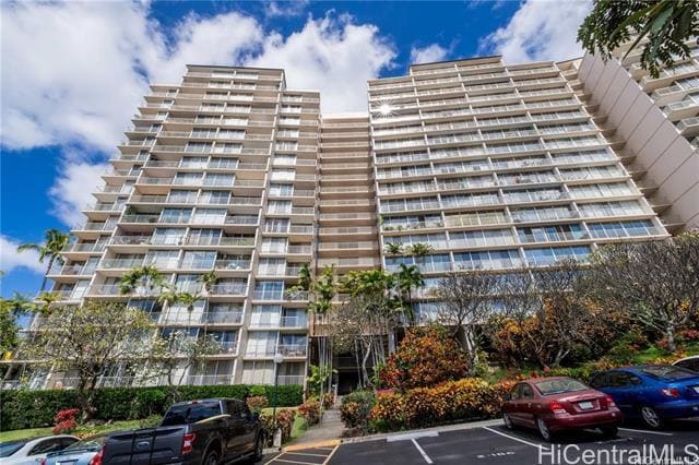 Building Photo - 84-740-740 Kili Dr