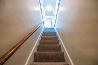 Building Photo - 813 N Market St