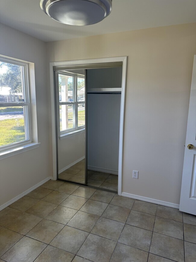 203 Lynn Cir, Pass Christian, MS 39571 House Rental in Pass Christian