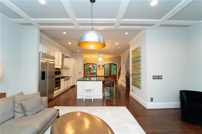 Building Photo - 1219 Mecaslin St NW