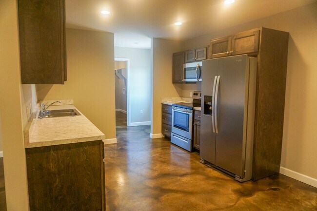 Foto del edificio - 3 Bedroom, 2 Bath Home in Nettleton School...