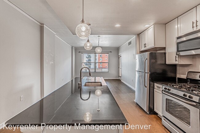 Building Photo - 2 br, 2 bath House - 1975 N Grant St. Unit...