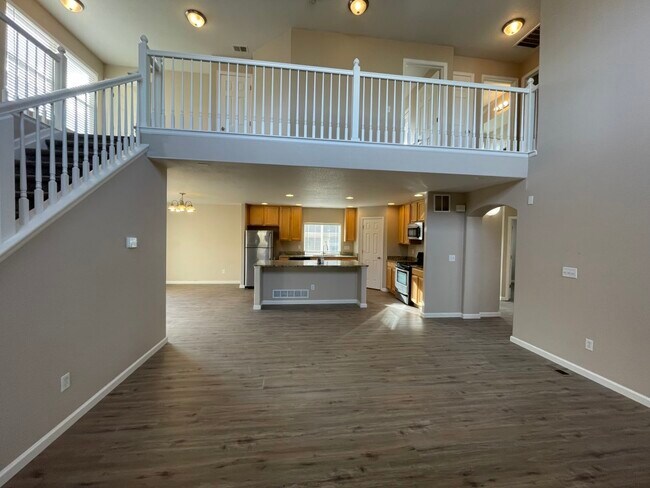 Building Photo - 10742 Idalia Way