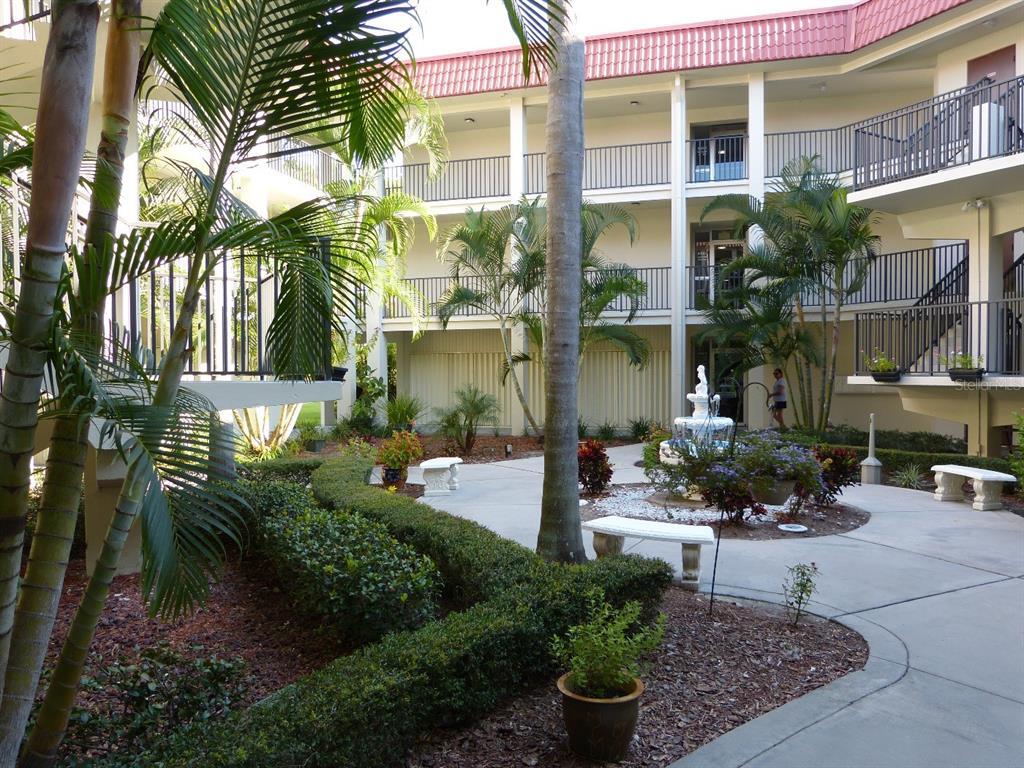 Primary Photo - 2700 Bayshore Blvd