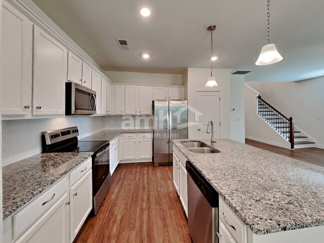 Foto del edificio - 139 Willowbrook Dr