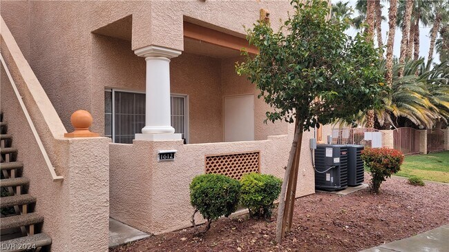 Foto del edificio - 2925 Wigwam Pkwy