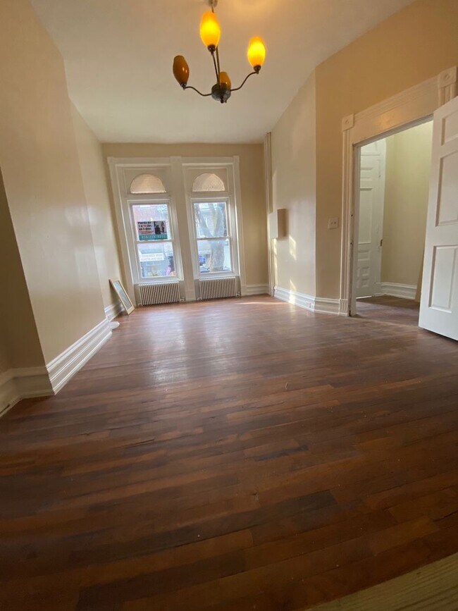 Foto del edificio - 219 N 9th St