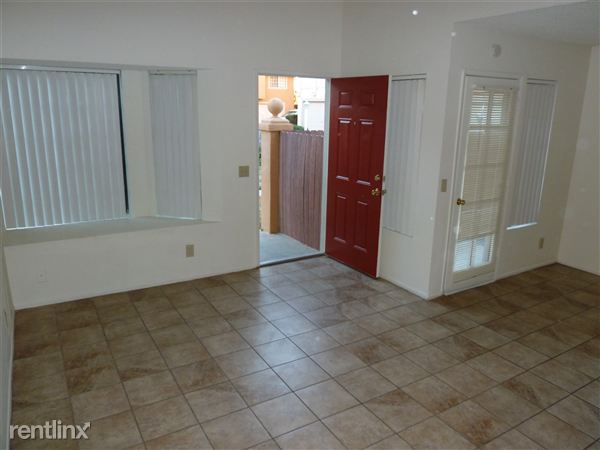 Fotografía del edificio - 763 W Stetson Ave