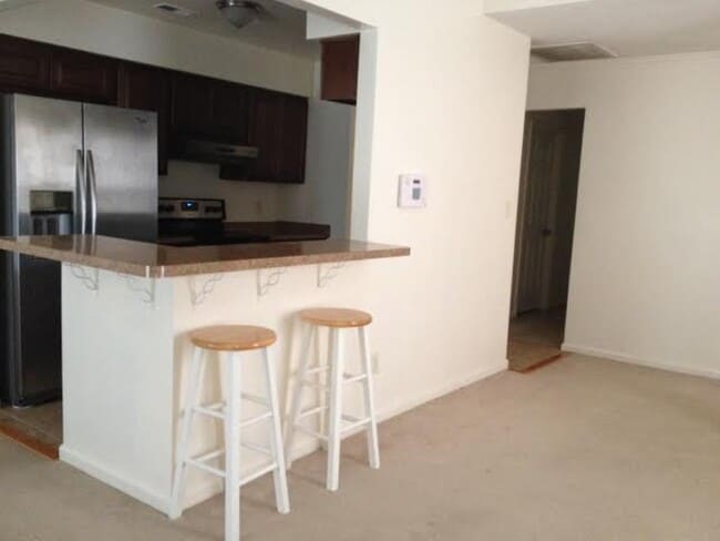 Building Photo - 4641 Stonebridge Lane
