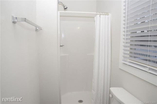 Building Photo - 6 br, 3 bath House - 1639 Wildlife Road