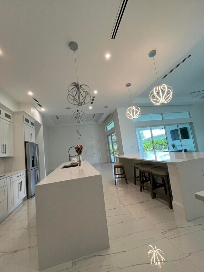 Foto del edificio - 17431 69th St N