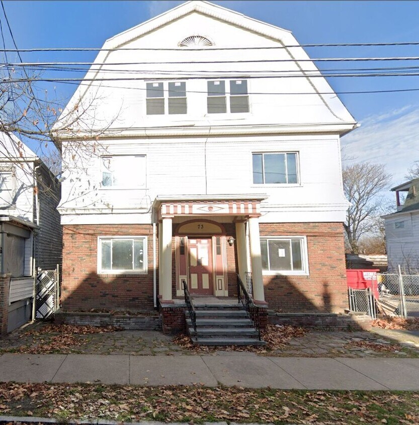Primary Photo - 73 S Welles